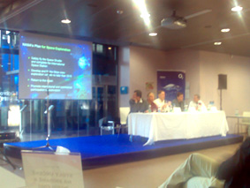 Praví, nefalšovaní, živí kosmonauti z USA a Ruska na konferenci v TO2 / Praha, 07. 10. 2009